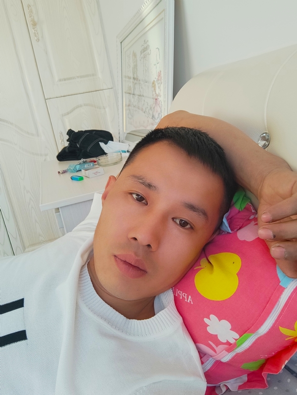 一个人的第一张照片--泰安相亲服务中心