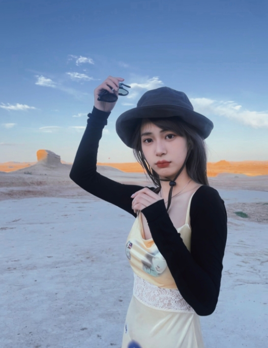 英姐的第一张照片--泰安相亲服务中心