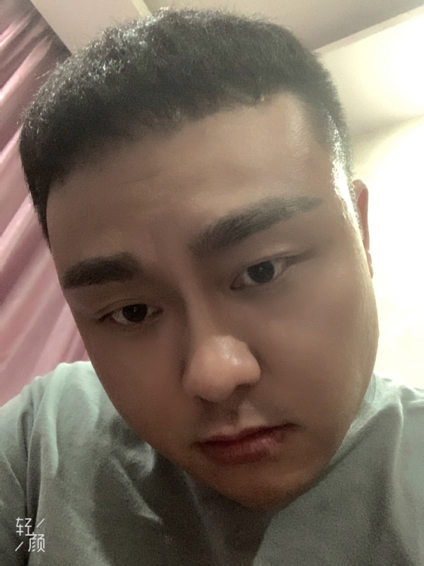 何为奈何的第二张照片--泰安相亲服务中心