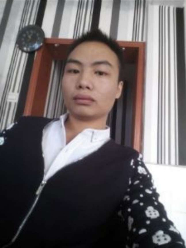 阿龙的第一张照片--泰安相亲服务中心