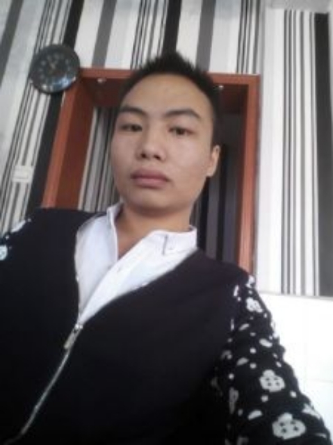 阿龙的第二张照片--泰安相亲服务中心