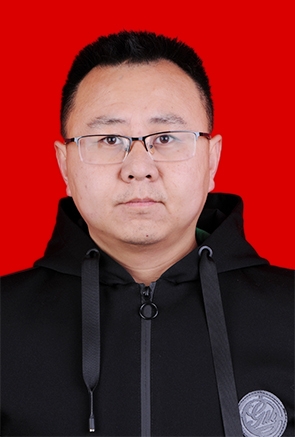 小熊维尼的第一张照片--泰安相亲服务中心