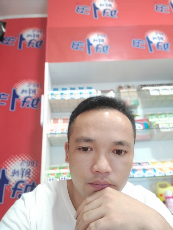 小老弟的第二张照片--泰安相亲服务中心