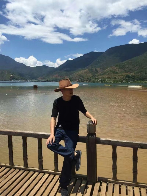 剑胆琴音的第一张照片--泰安相亲服务中心