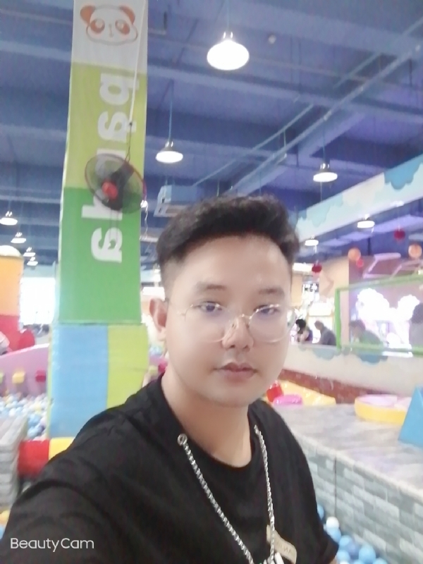 棒哥的第三张照片--泰安相亲服务中心