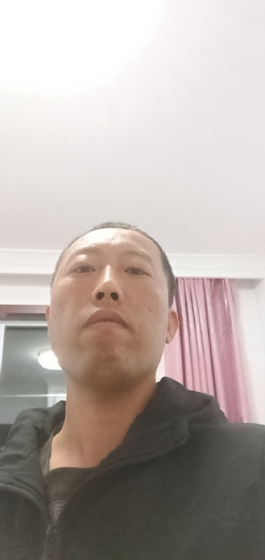 月上云端的第一张照片--泰安相亲服务中心