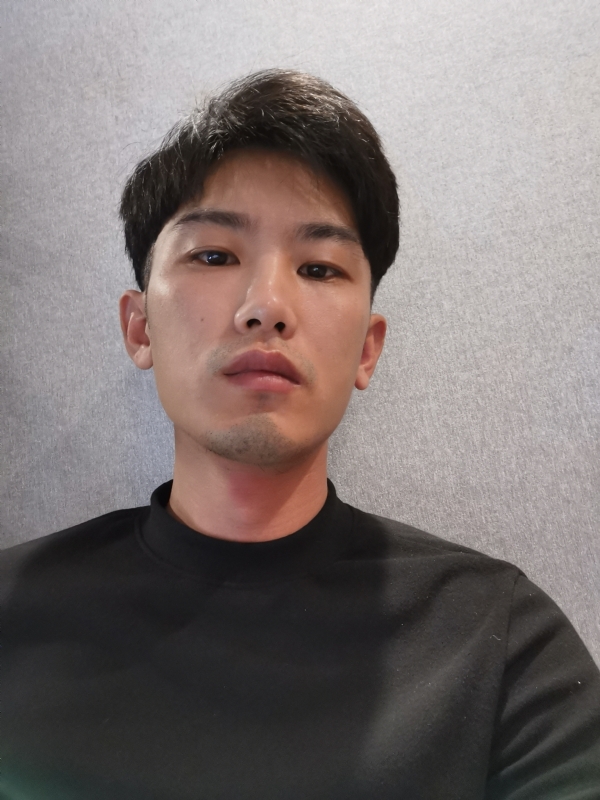 十三的第一张照片--泰安相亲服务中心