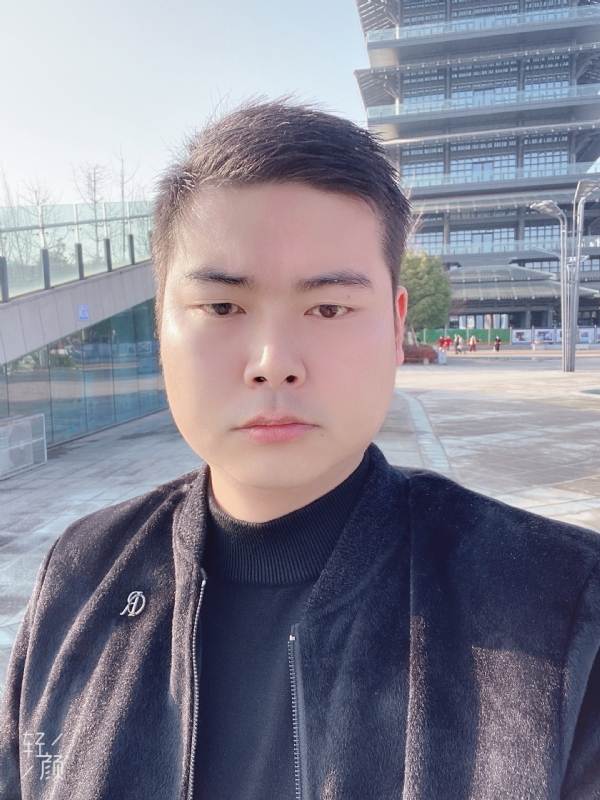 南心遥的第一张照片--泰安相亲服务中心