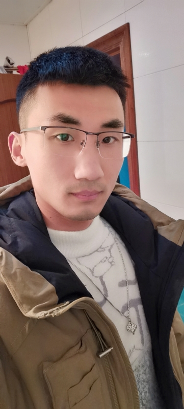 闯红灯吐泡泡的第二张照片--泰安相亲服务中心