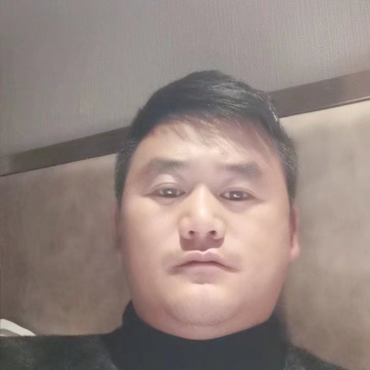 奔跑的第一张照片--泰安相亲服务中心