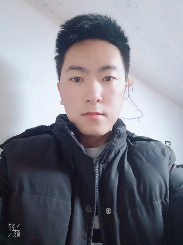 儒雅的玉龙兄的第一张照片--泰安相亲服务中心