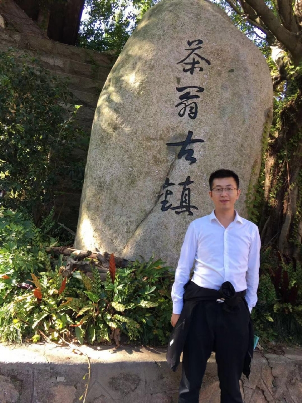 zw的第二张照片--泰安相亲服务中心