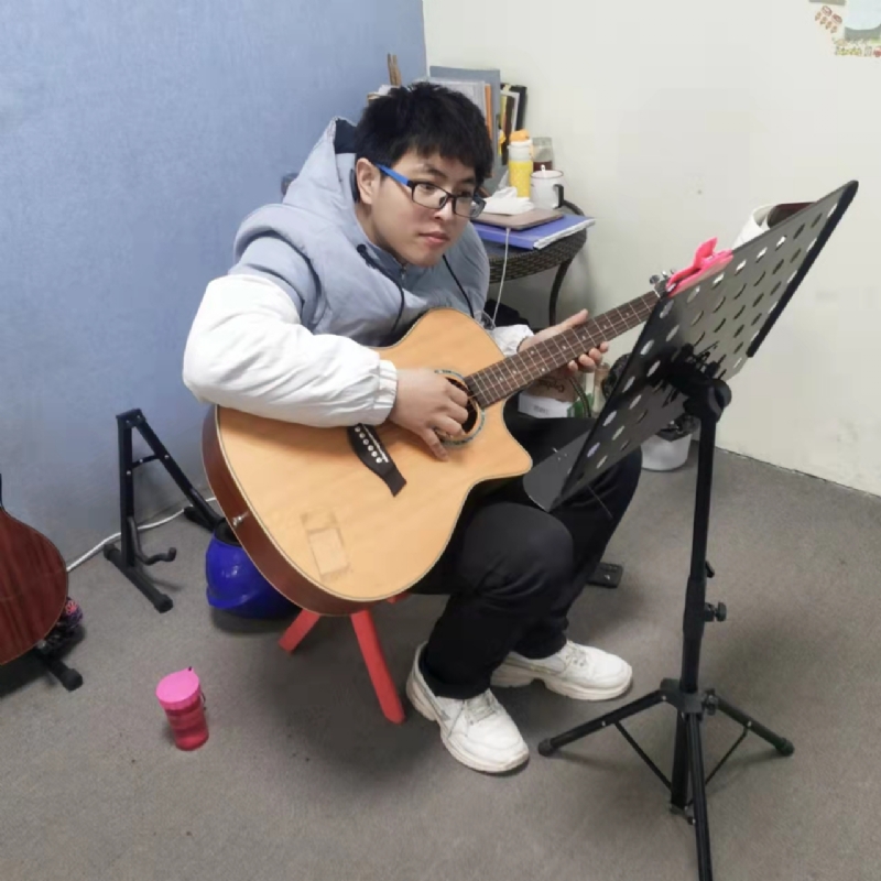 连城诀的第二张照片--泰安相亲服务中心