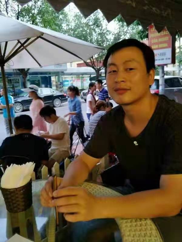 广州相亲的第一张照片--泰安相亲服务中心
