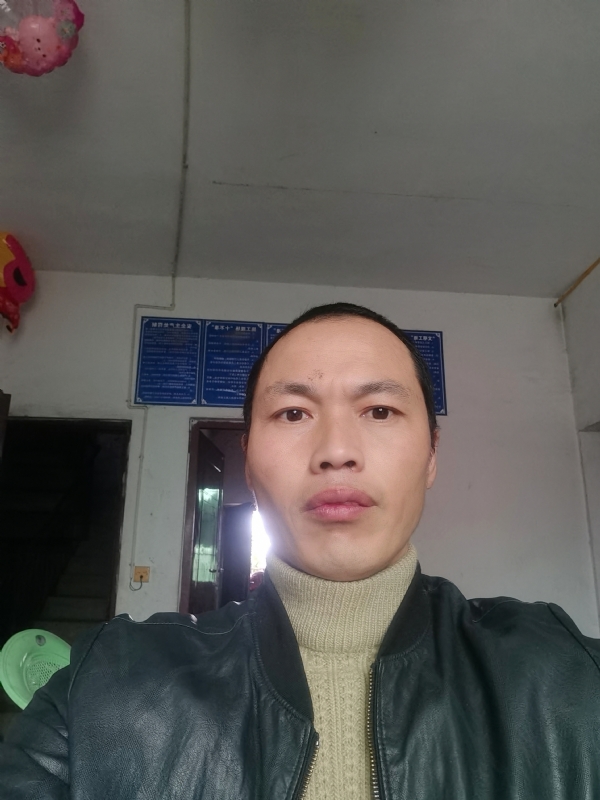 陈前的第一张照片--泰安相亲服务中心