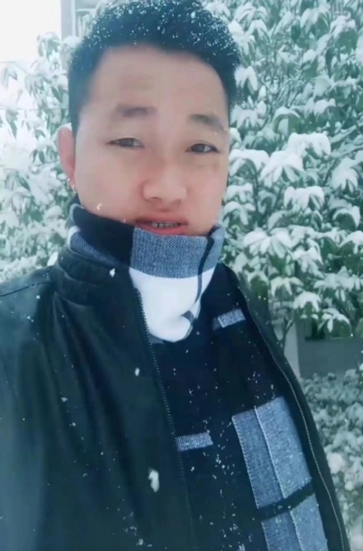 为爱拼一回的第一张照片--泰安相亲服务中心