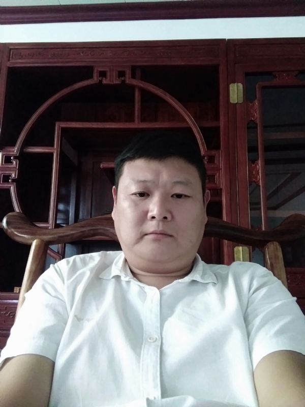 狼图腾的第一张照片--泰安相亲服务中心