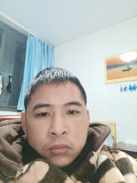 寂寞的第一张照片--泰安相亲服务中心