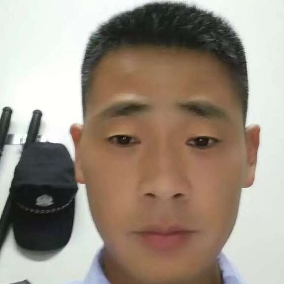 存在的第一张照片--泰安相亲服务中心