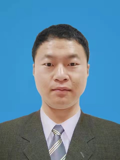 雨哥的第一张照片--泰安相亲服务中心
