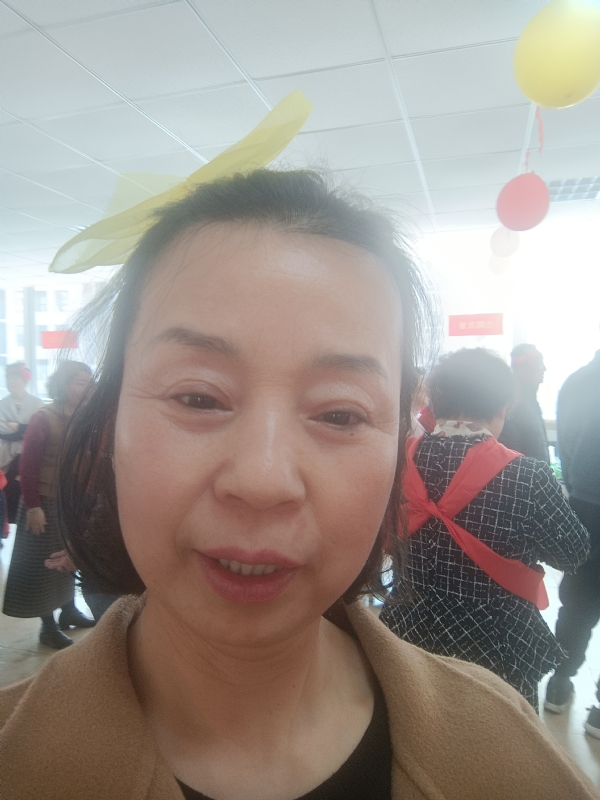 晨曦的第一张照片--泰安相亲服务中心
