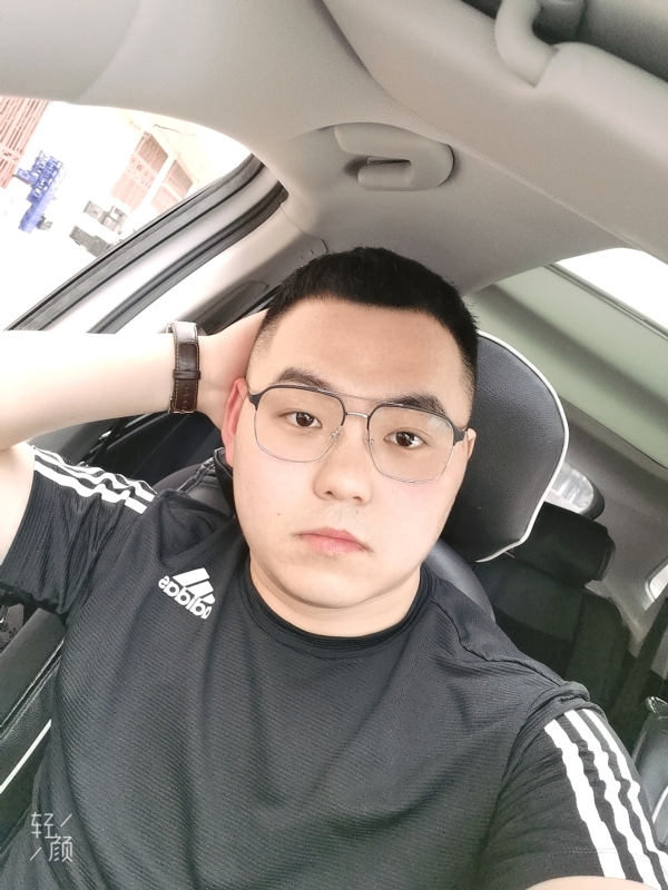 海阔天空的第一张照片--泰安相亲服务中心