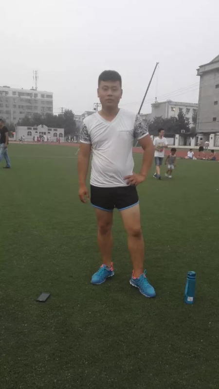 胡洋洋的第一张照片--泰安相亲服务中心