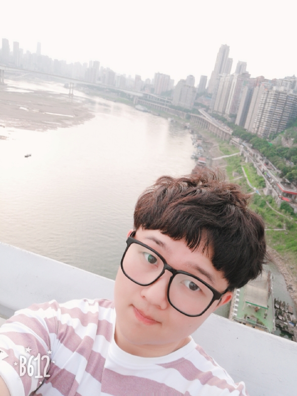 白夜行中人的第二张照片--泰安相亲服务中心