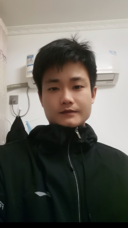 Mr丶Cui的第二张照片--泰安相亲服务中心
