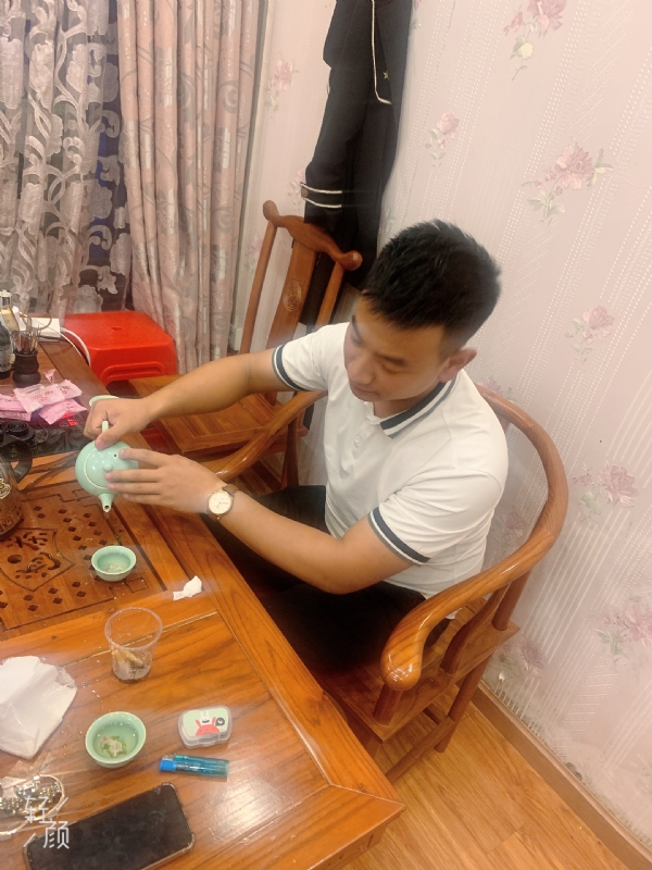 古有风琴的第一张照片--泰安相亲服务中心