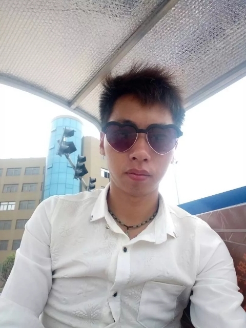 寻缘的第一张照片--泰安相亲服务中心