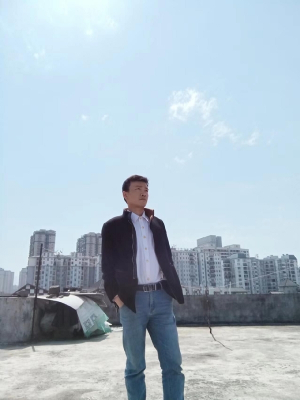 蓝色心情的第一张照片--泰安相亲服务中心