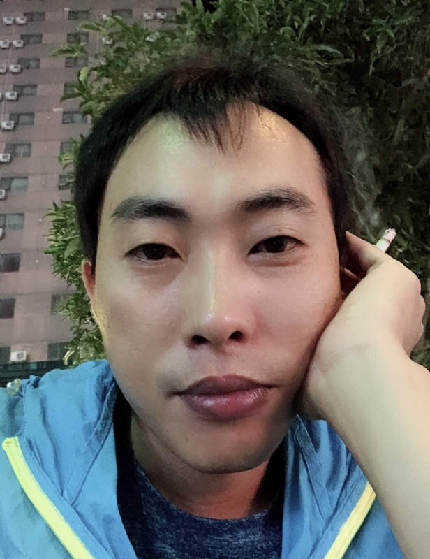 一直在路上的第一张照片--泰安相亲服务中心