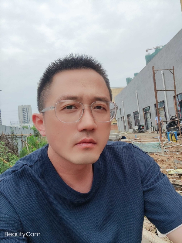 清风烈酒的第二张照片--泰安相亲服务中心
