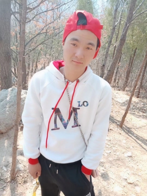 天赐人生的第一张照片--泰安相亲服务中心