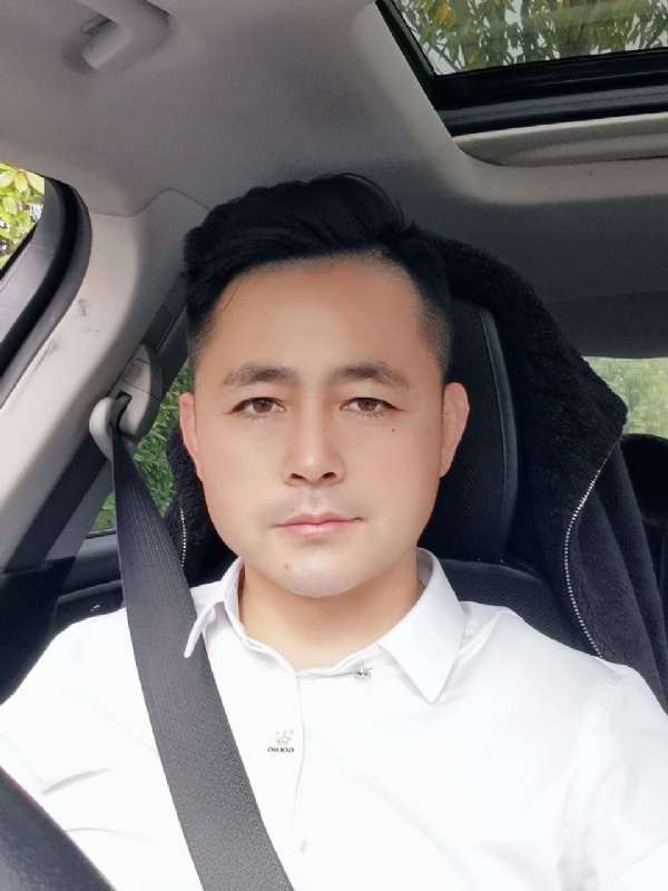阿华大人的第一张照片--泰安相亲服务中心