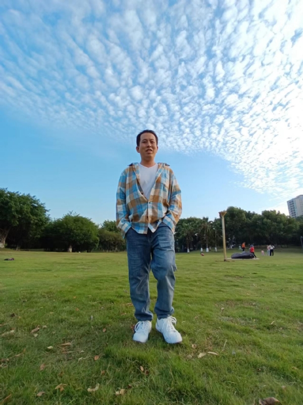 曹先生的第三张照片--泰安相亲服务中心
