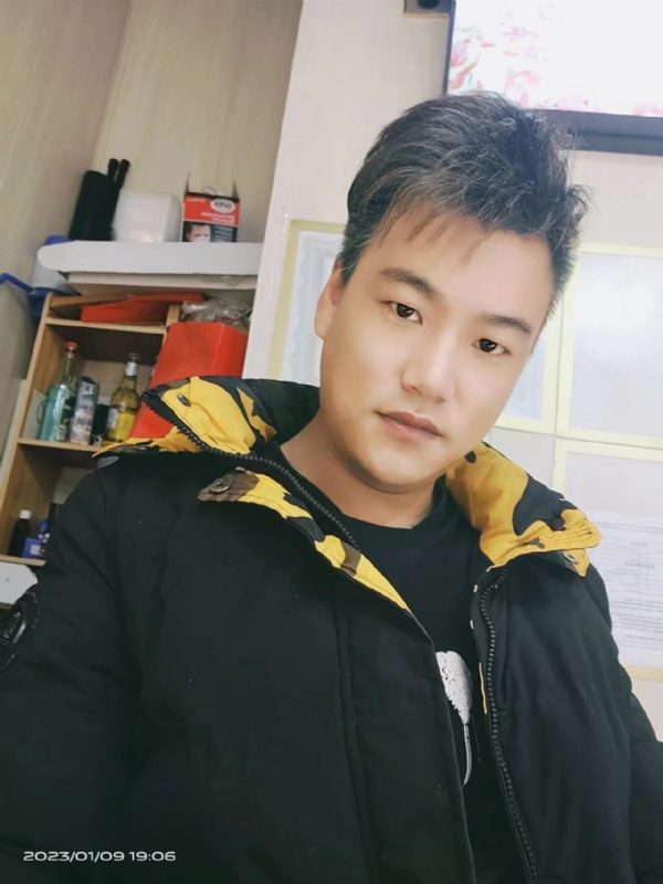 孤酒枕愁眼眠的第二张照片--泰安相亲服务中心