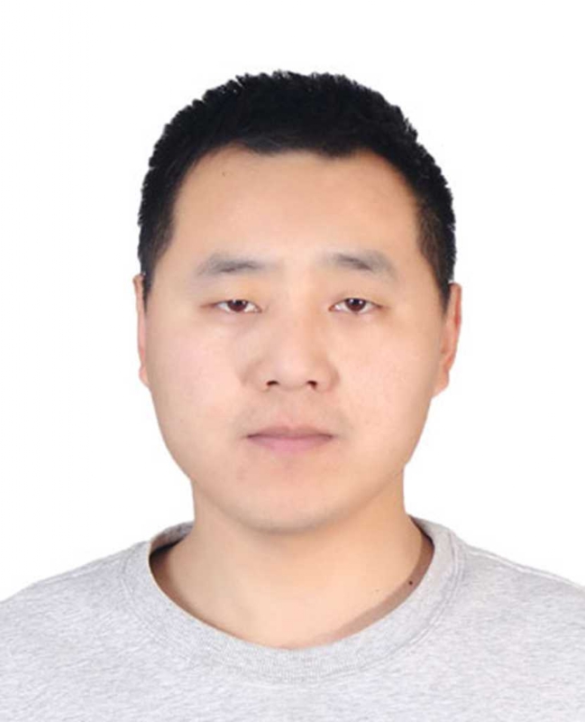 大红鹰的第一张照片--泰安相亲服务中心