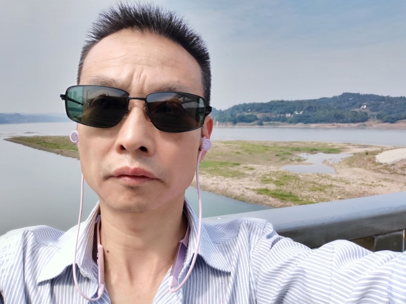 猪哥哥的第一张照片--泰安相亲服务中心