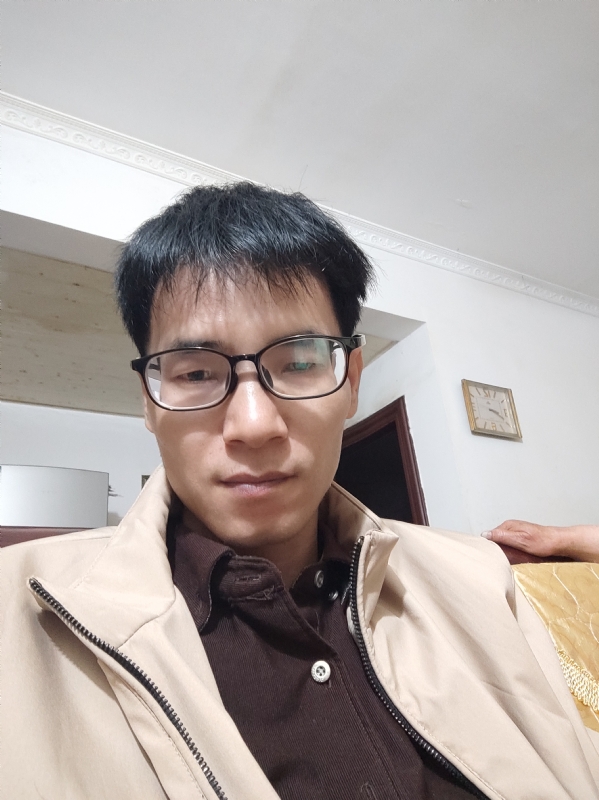 杨一凡的第一张照片--泰安相亲服务中心