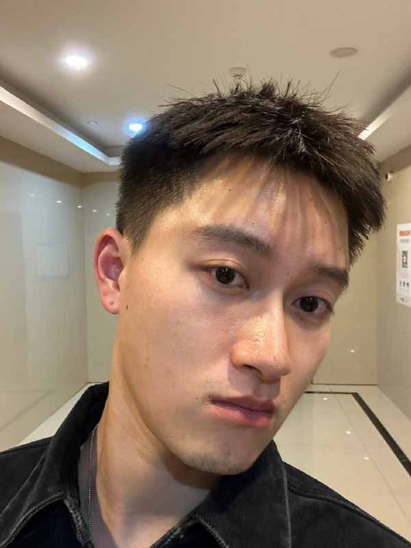 月光之下的第一张照片--泰安相亲服务中心