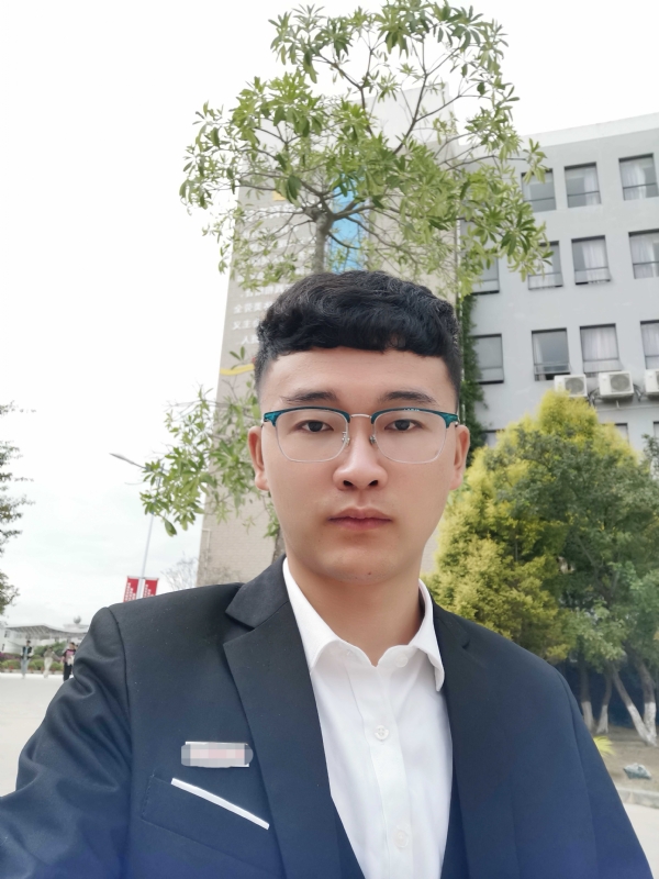 毓文的第一张照片--泰安相亲服务中心