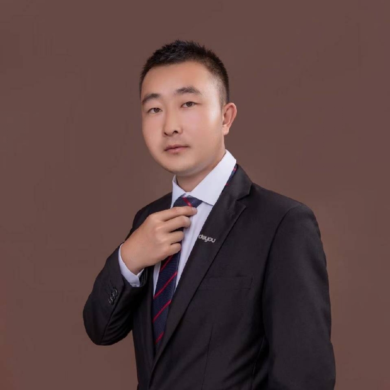 赵辉的第一张照片--泰安相亲服务中心