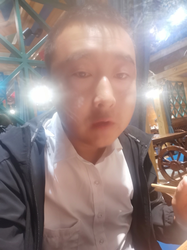 赵辉的第三张照片--泰安相亲服务中心