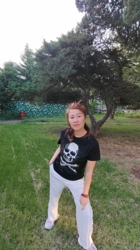 晚霞的第二张照片--泰安相亲服务中心