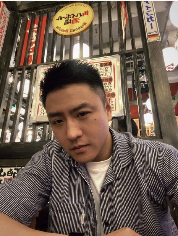 伴你长按的第一张照片--泰安相亲服务中心