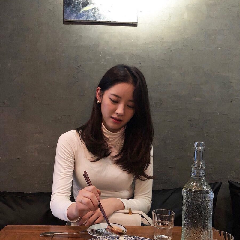 贵阳萧萧姐的第一张照片--泰安相亲服务中心