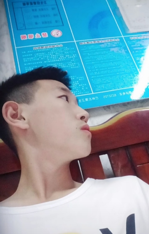 高一名的第一张照片--泰安相亲服务中心