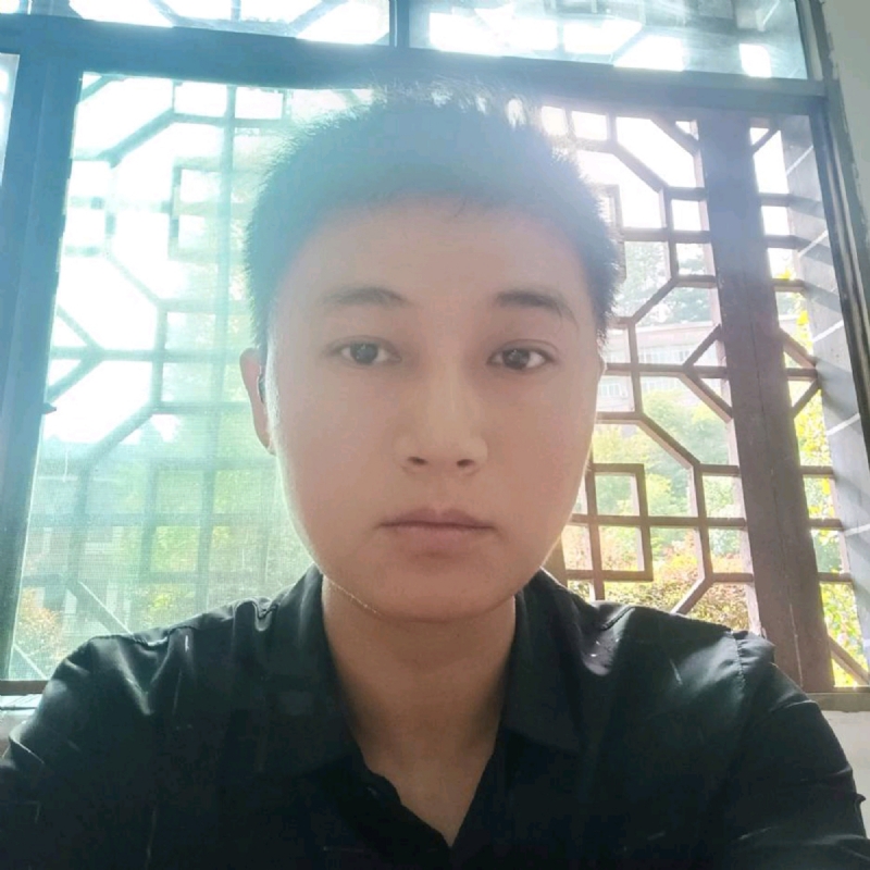 枫叶的第一张照片--泰安相亲服务中心